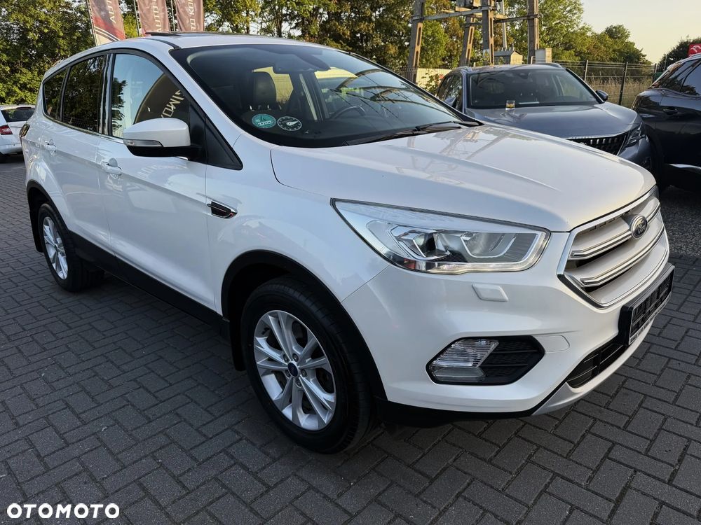 Ford Kuga 2.0 TDCi 4x2 Titanium - 3