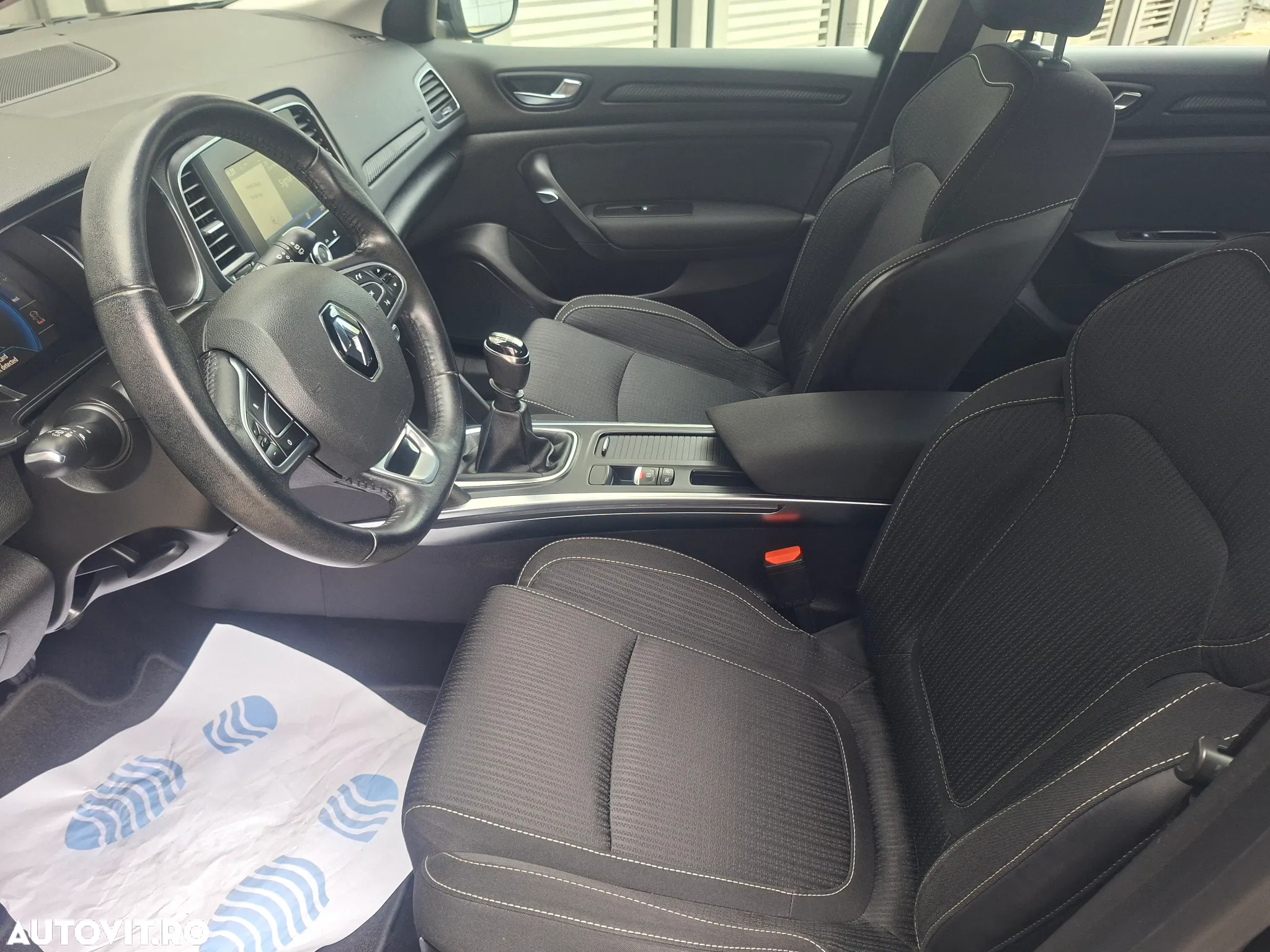 Renault Megane ENERGY dCi 110 ECO2 BUSINESS - 4