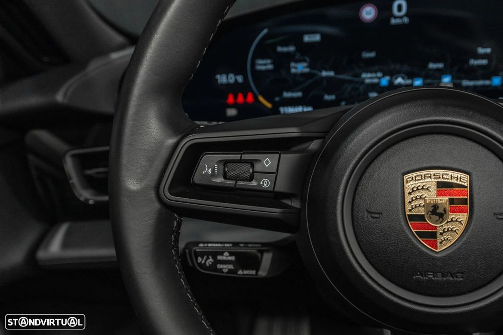 Porsche Taycan Standard - 12