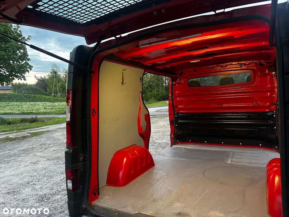 Opel Vivaro - 19