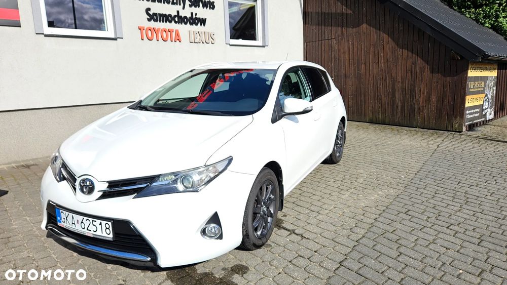 Toyota Auris 1.6 Premium - 4