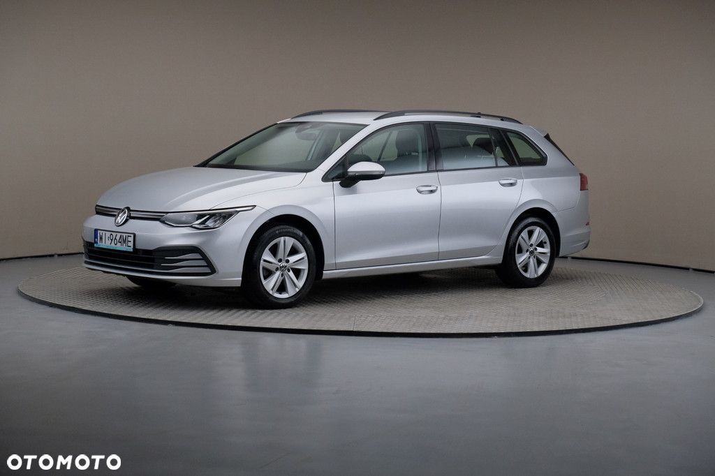 Volkswagen Golf - 1
