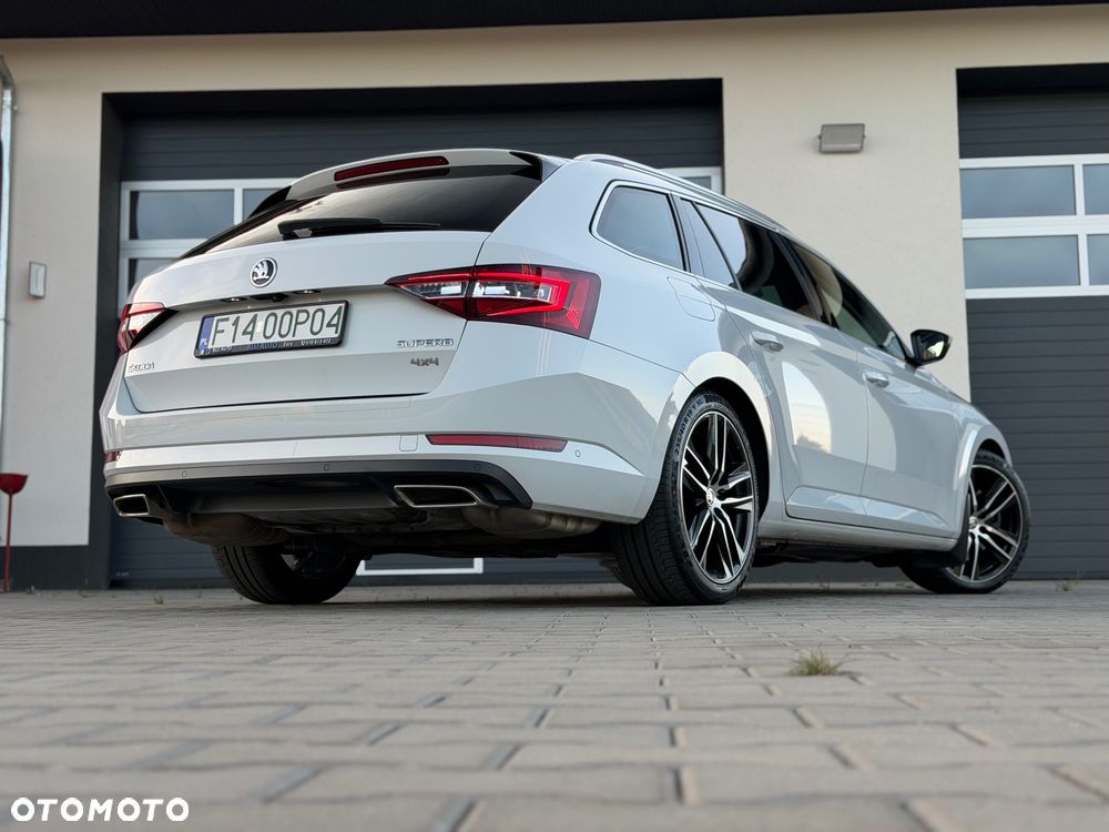 Skoda Superb 2.0 TSI 4x4 Style DSG - 25