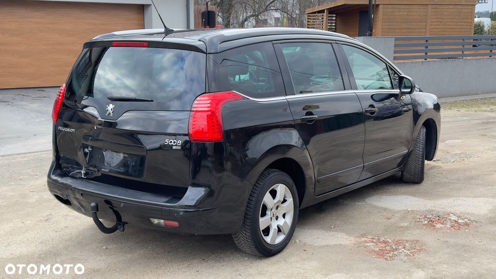 Peugeot 5008 e-HDI 115 ETG6 Stop&Start Allure - 14