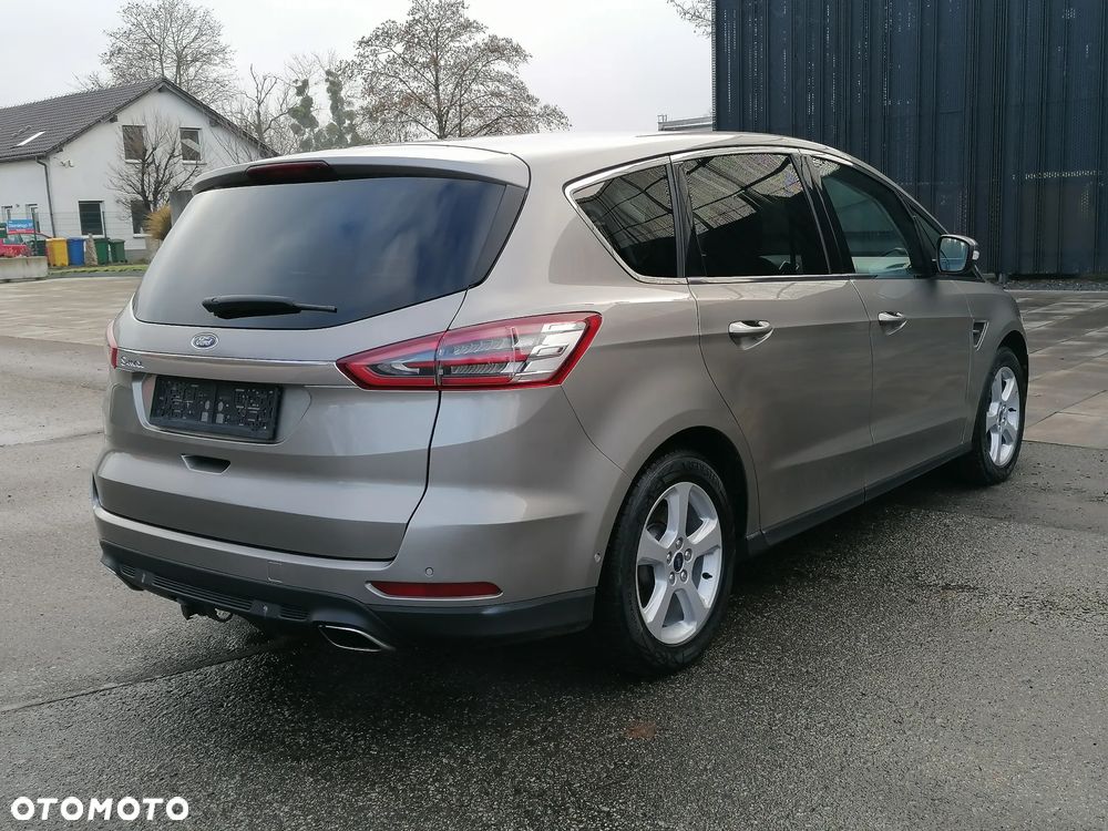 Ford S-Max 2.0 TDCi Titanium PowerShift - 13