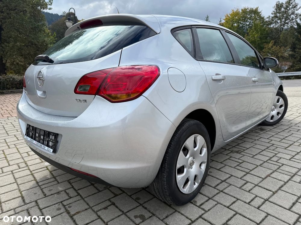 Opel Astra 1.7 CDTI DPF - 5