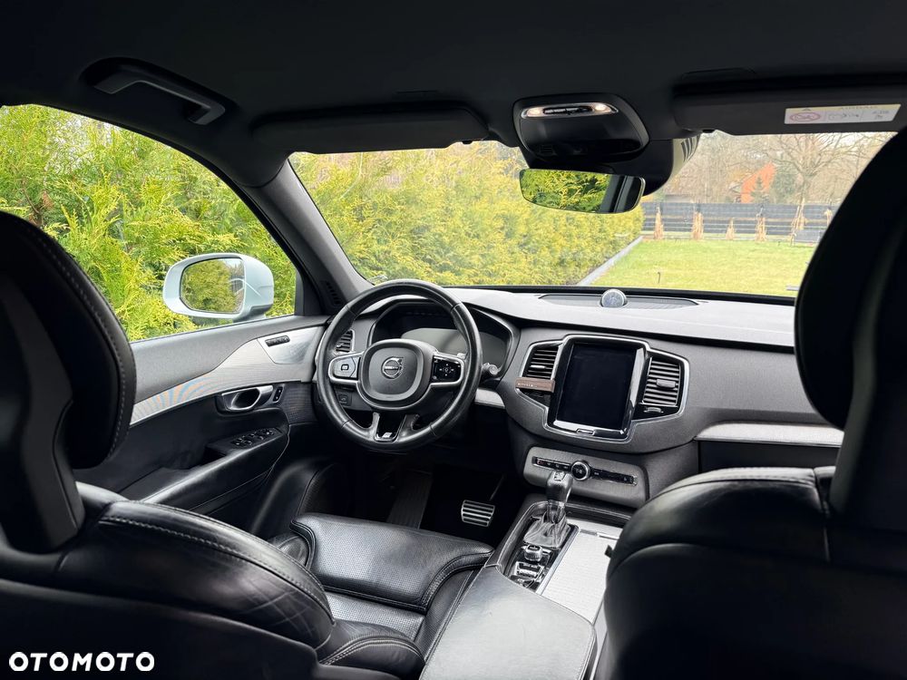 Volvo XC 90 D5 AWD R-Design 7os - 8