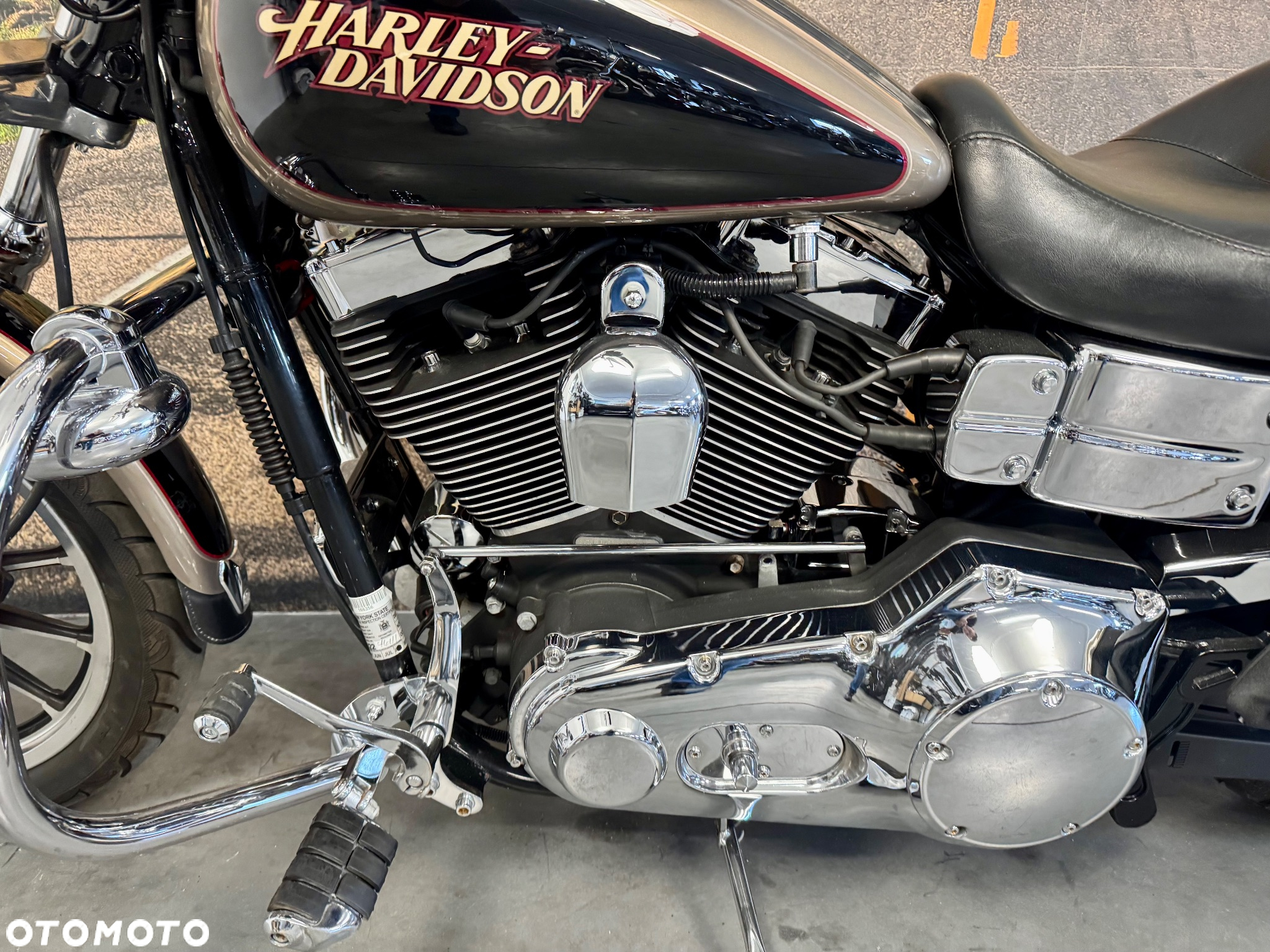 Harley-Davidson Dyna Low Rider - 12