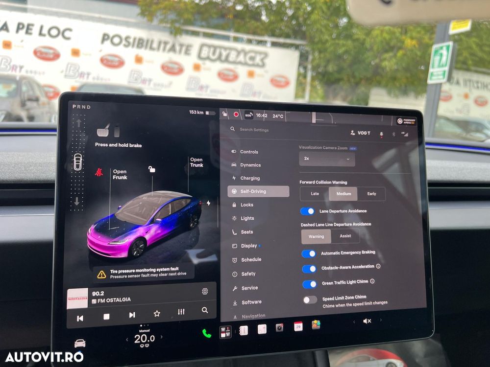 TESLA Model 3 2025 — imagine 18