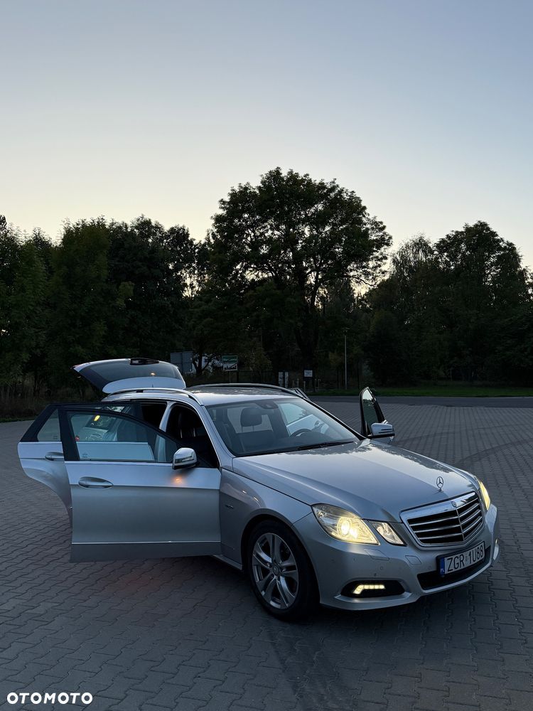 Mercedes-Benz Klasa E 350 CDI BlueEff Avantgarde - 3
