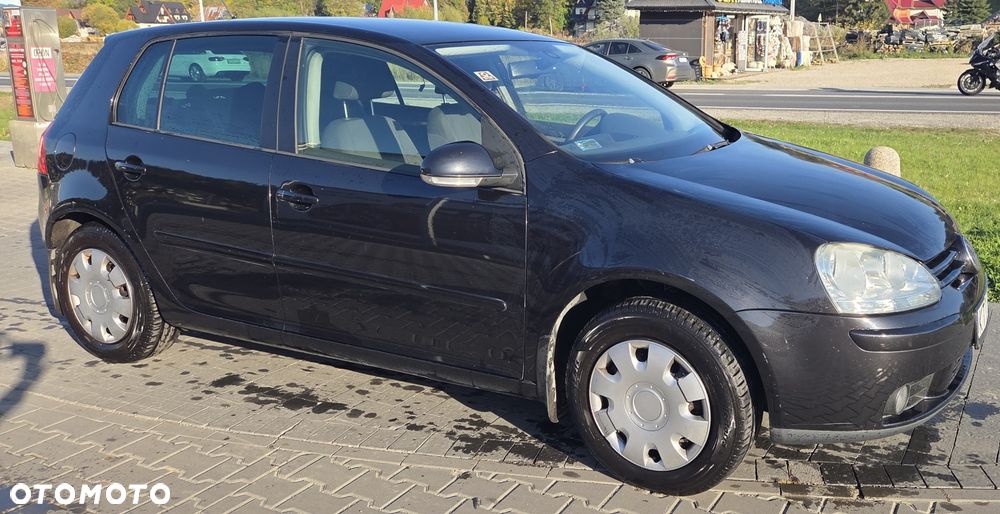 Volkswagen Golf - 3