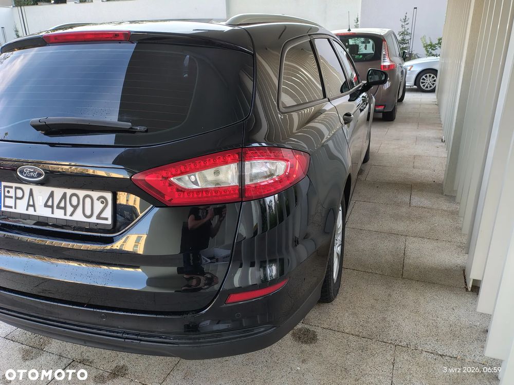 Ford Mondeo 2.0 TDCi STart-Stopp Titanium - 4