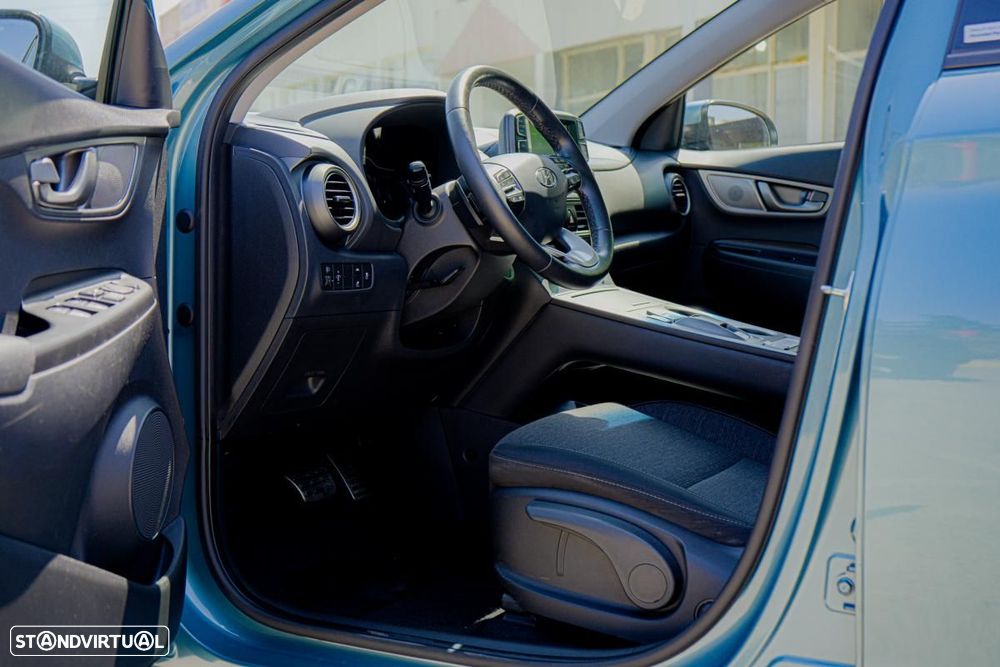 Hyundai Kauai EV 64 kWh Premium - 19
