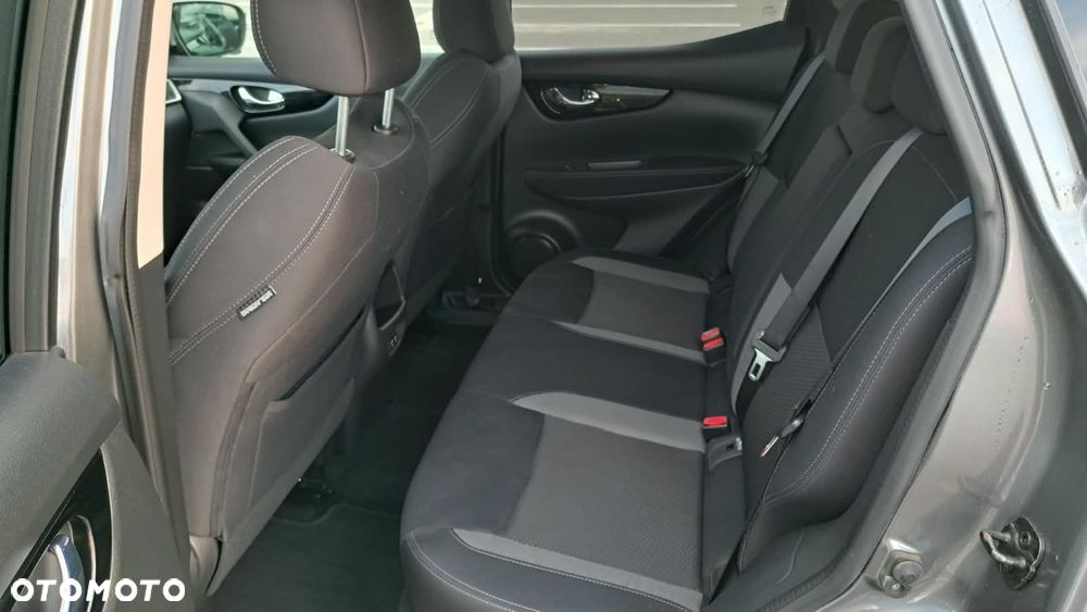 Nissan Qashqai - 13