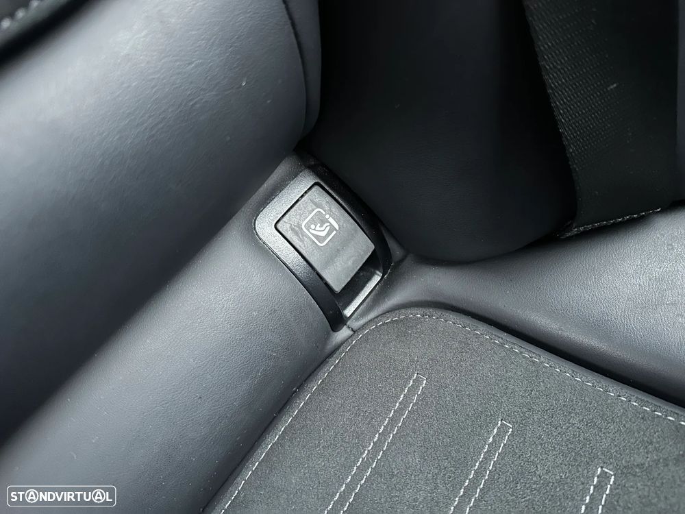 Mercedes-Benz C 300 d AMG Line - 11