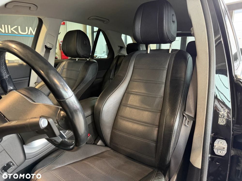Mercedes-Benz GLE 350 d 4Matic 9G-TRONIC AMG Line - 13