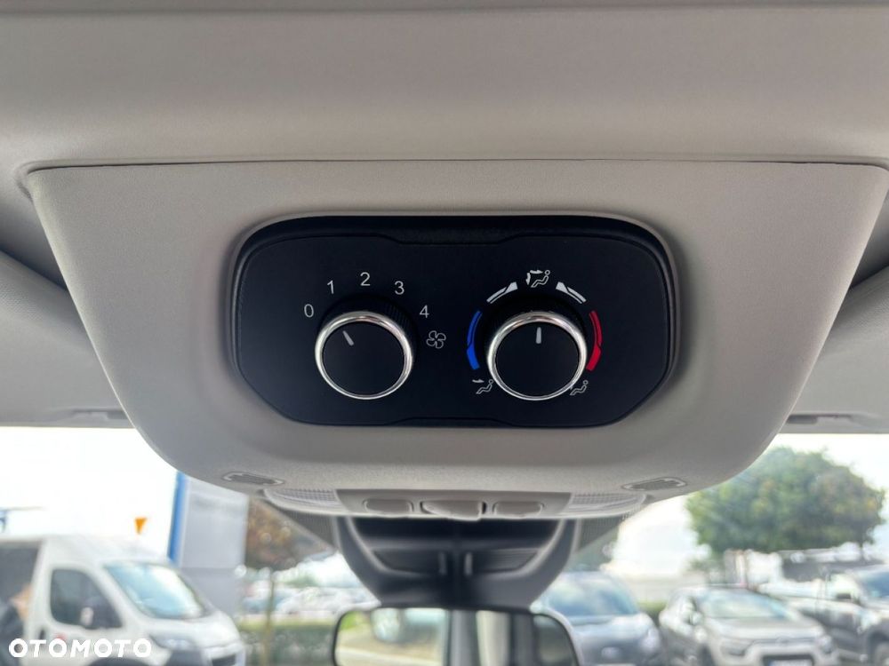 Ford Transit - 23