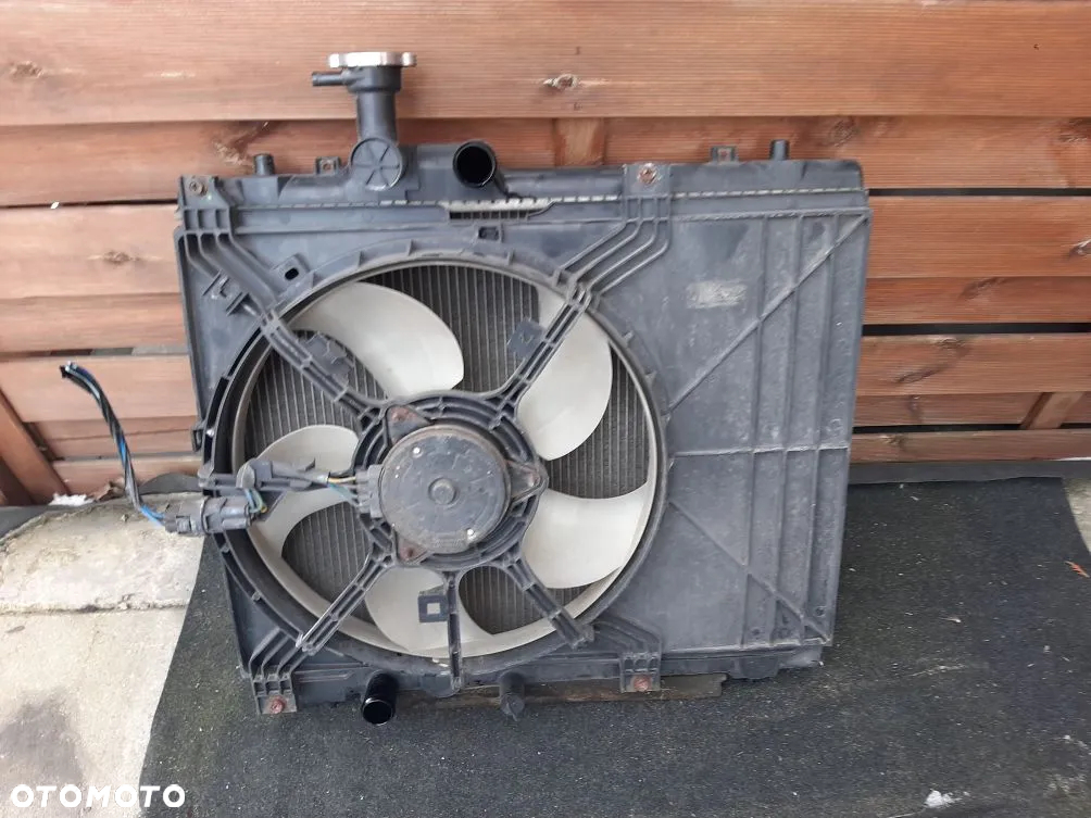 BŁOTNIK PAS BELKA CHŁODNICA SUZUKI SWIFT MK7 ZNL - 10