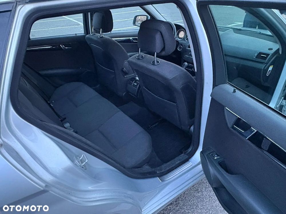 Mercedes-Benz Klasa C 220 CDI DPF Automatik - 5