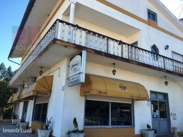 Vende-se Café/Restaurante com Habitação - P1712/16 - Grande imagem: 2/38