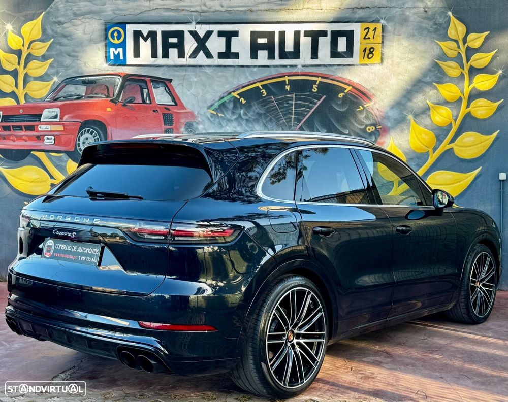 Porsche Cayenne S - 22