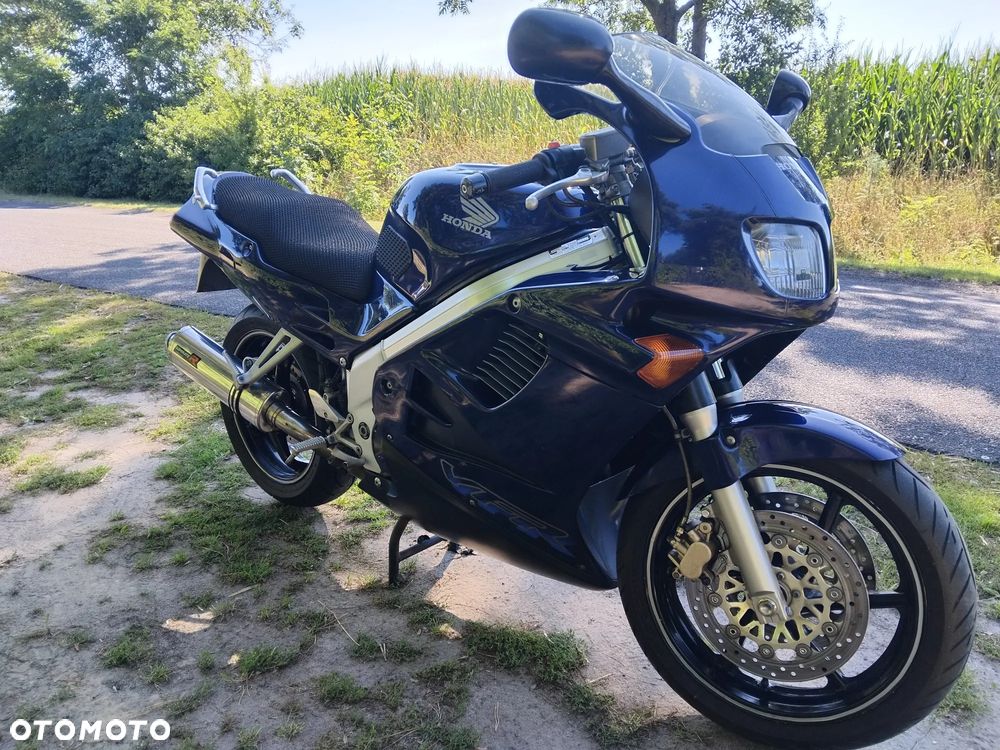 Honda VFR - 20
