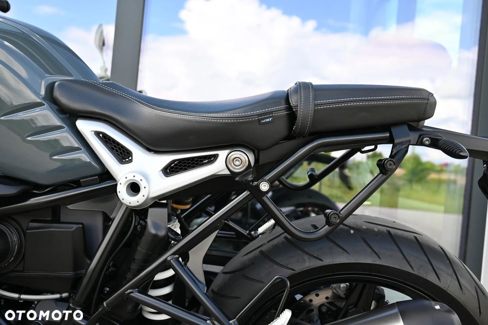 BMW R - 28
