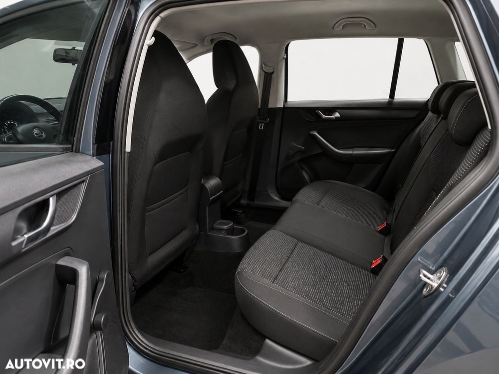 Skoda RAPID - 9