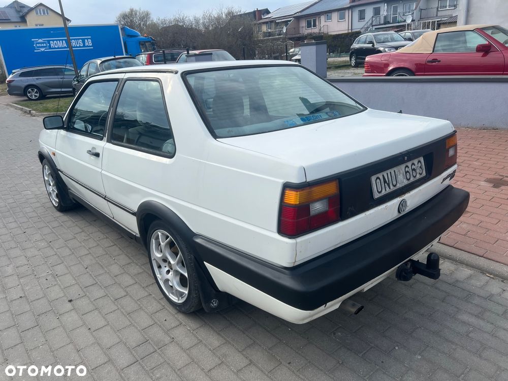 Volkswagen Jetta 1.8 CL - 7