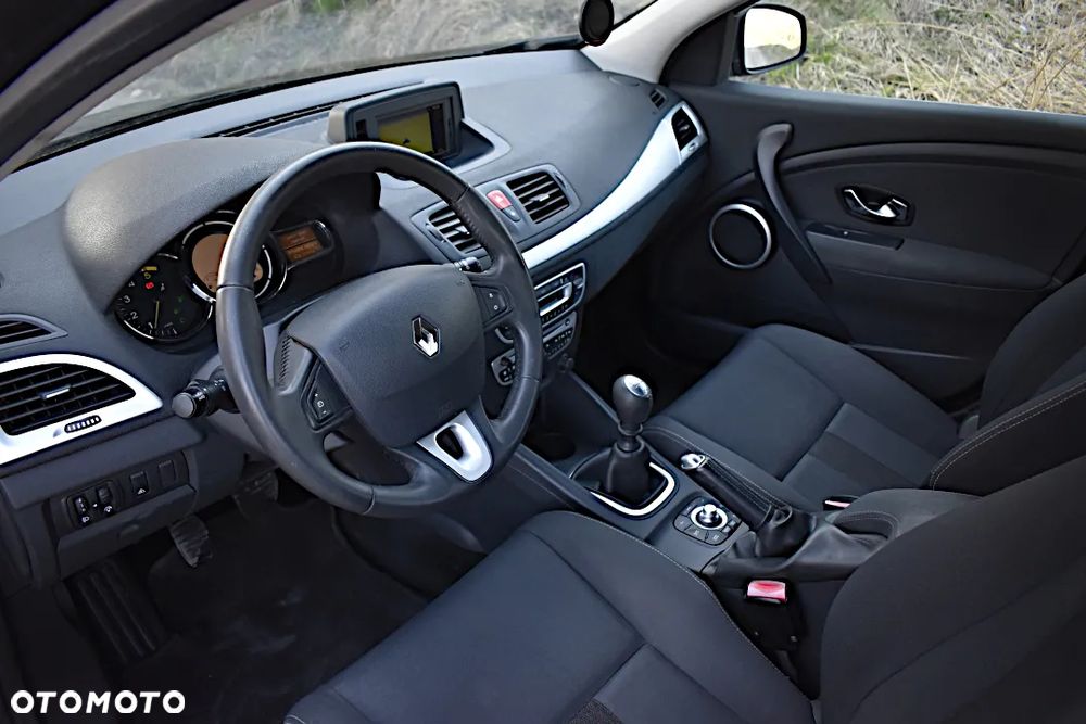 Renault Megane ENERGY dCi 110 Start & Stop Dynamique - 24