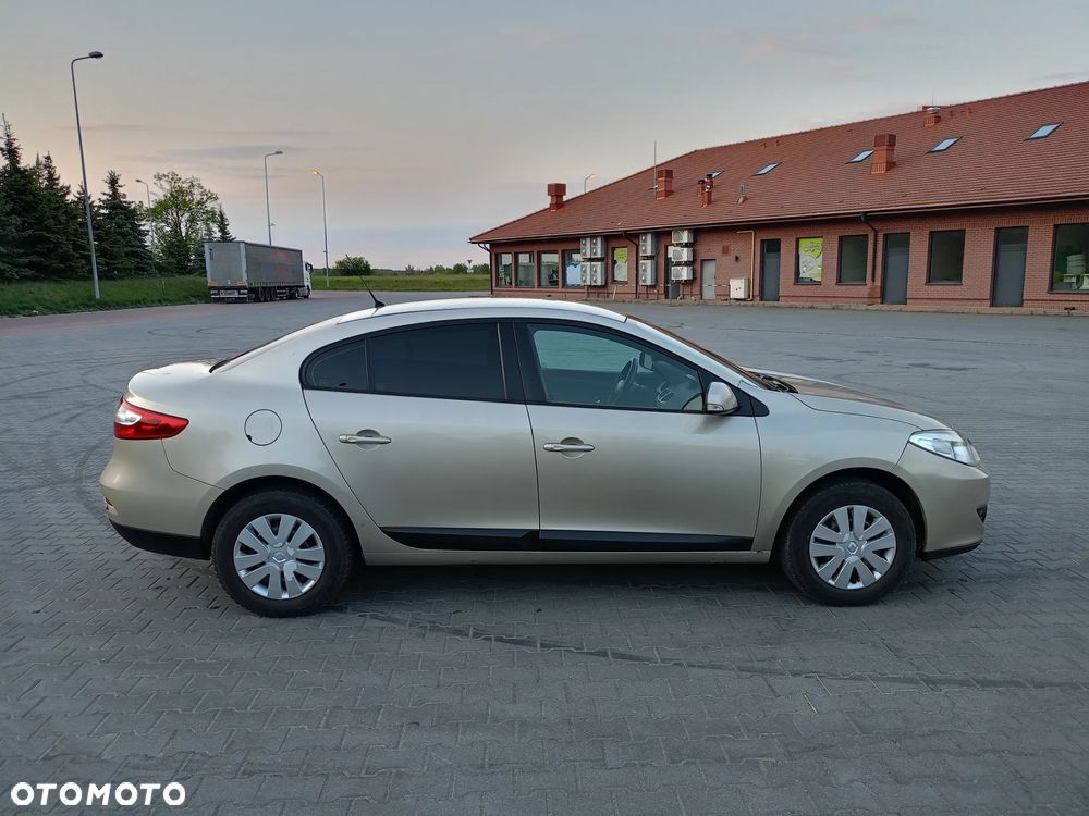 Renault Fluence 1.6 16V Privilege - 5