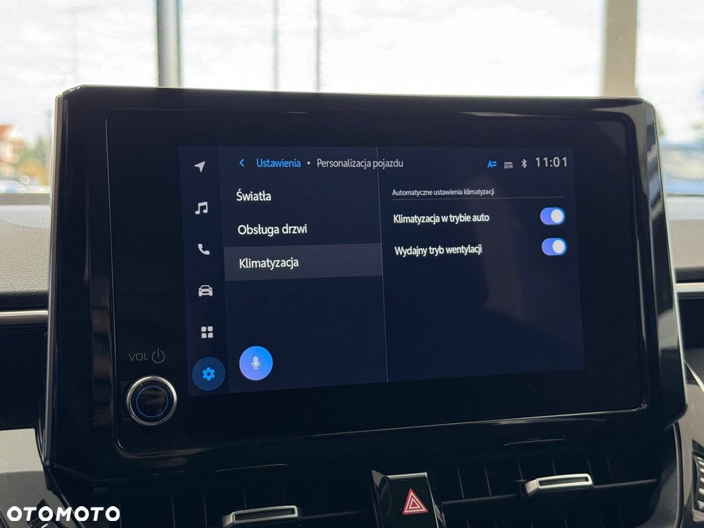 Toyota Corolla 1.8 Hybrid Comfort - 31