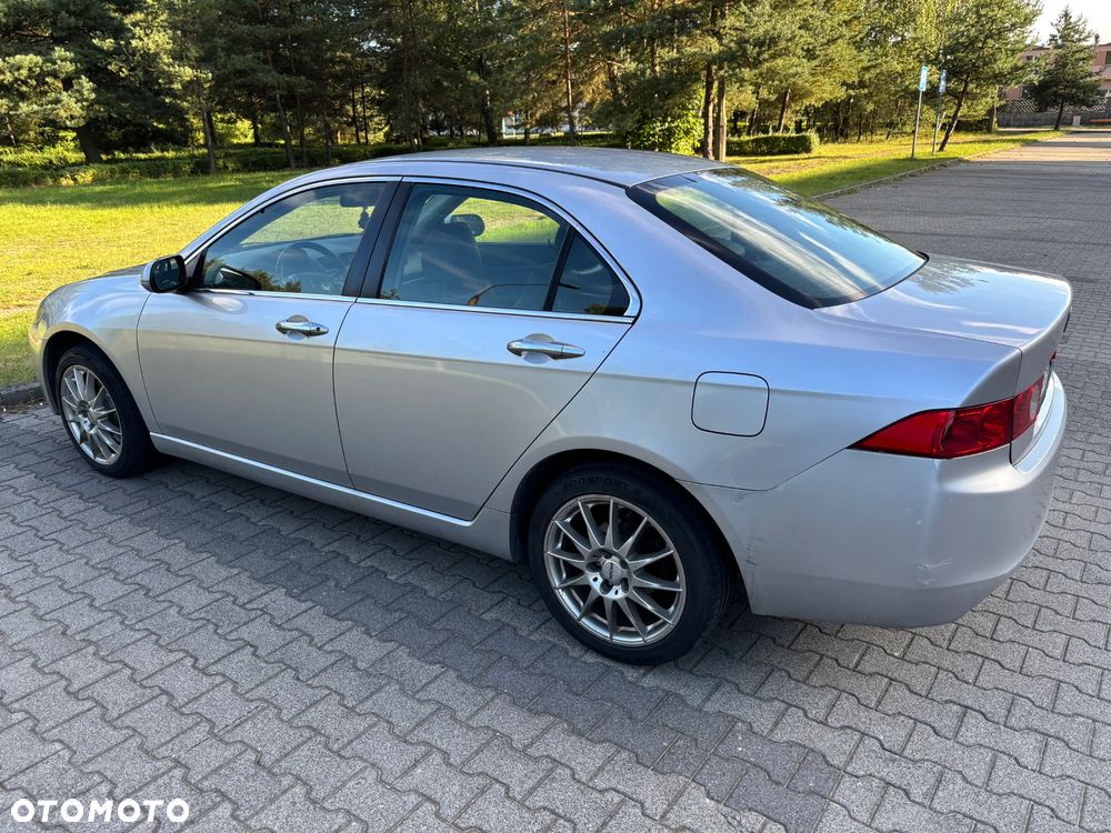 Honda Accord 2.0 Sport - 4