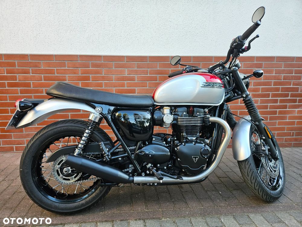 Triumph Bonneville - 6