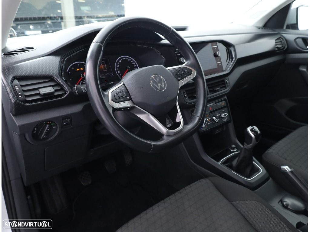 VW T-Cross 1.0 TSI Life - 24