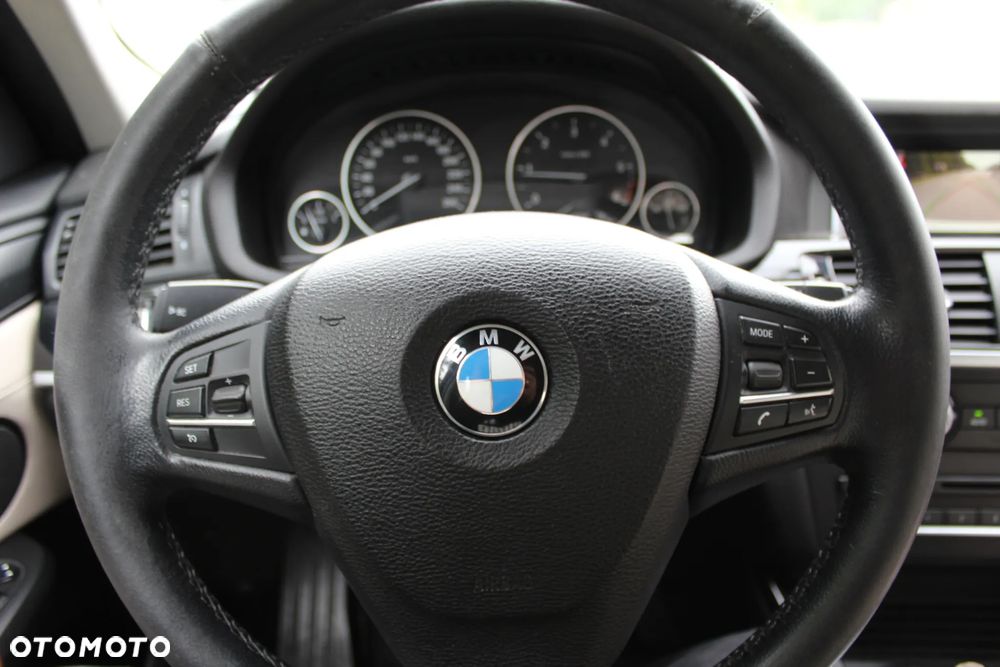 BMW X3 xDrive20d Luxury Line - 30