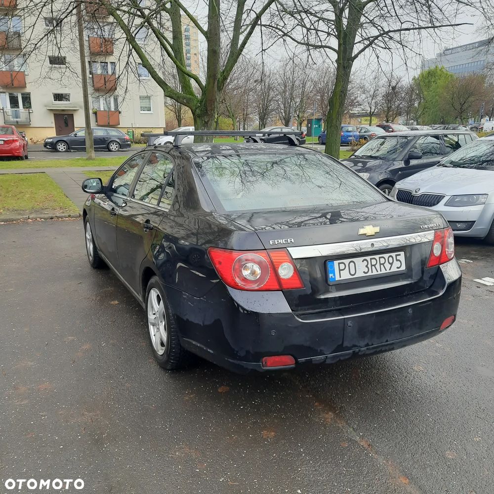 Chevrolet Epica 2.0 LS - 4