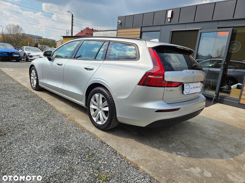 Volvo V60 D3 Momentum Pro - 8