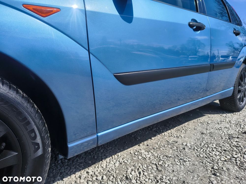 Ford Focus Ambiente - 17