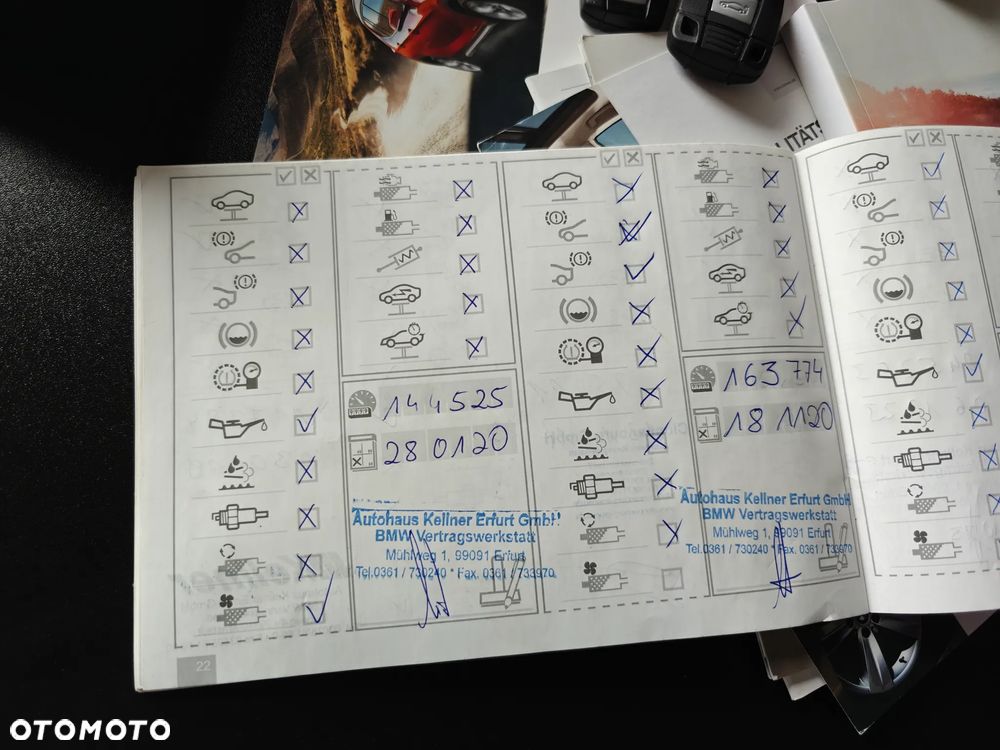 BMW X1 sDrive18d Sport Line - 29