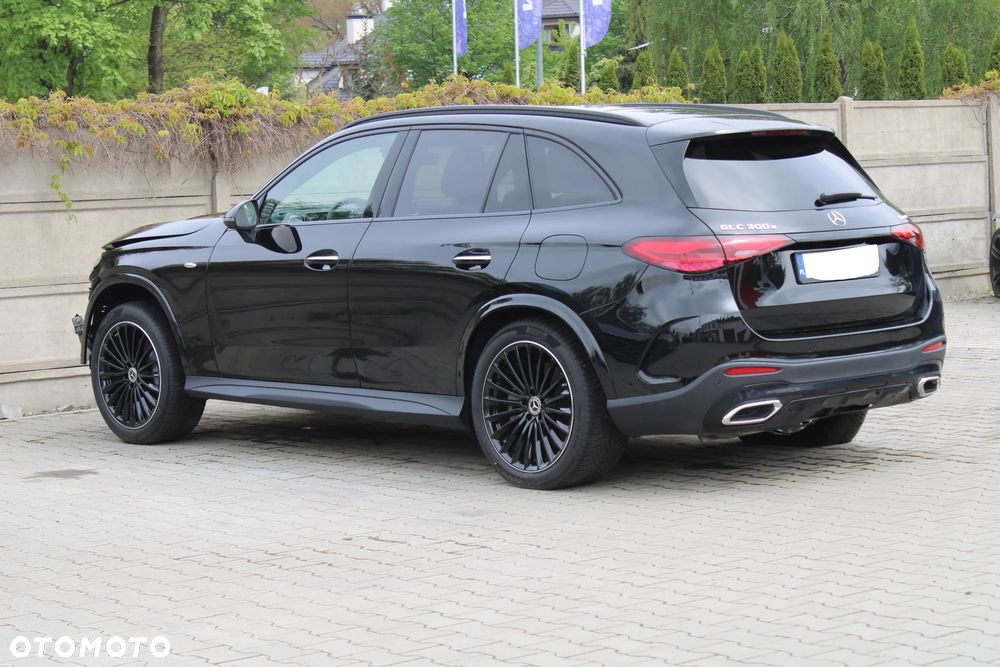 Mercedes-Benz GLC 300 e PHEV 4-Matic AMG Line