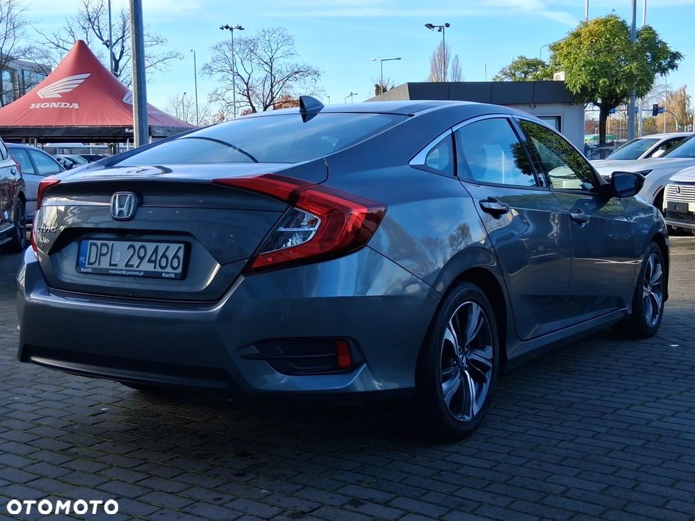 Honda Civic 1.5 T Executive - 8