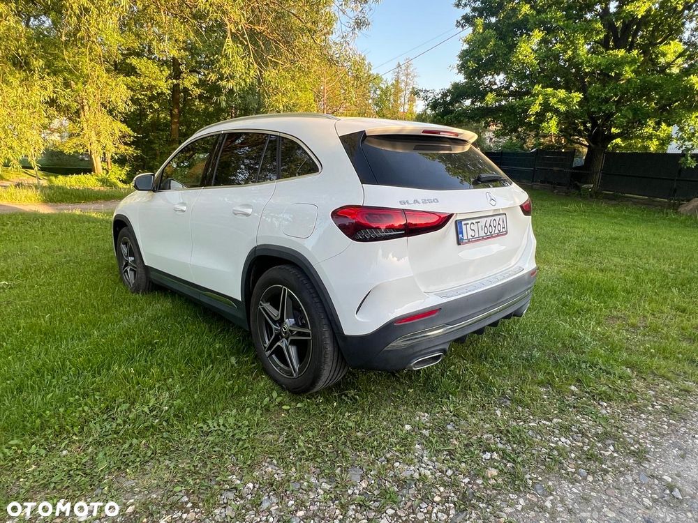 Mercedes-Benz GLA 250 4-Matic - 6