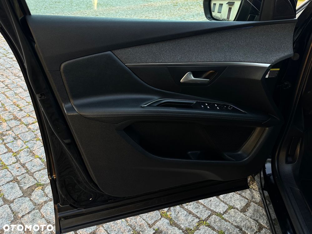 Peugeot 3008 BlueHDi 130 Stop & Start Allure Business-Paket - 39