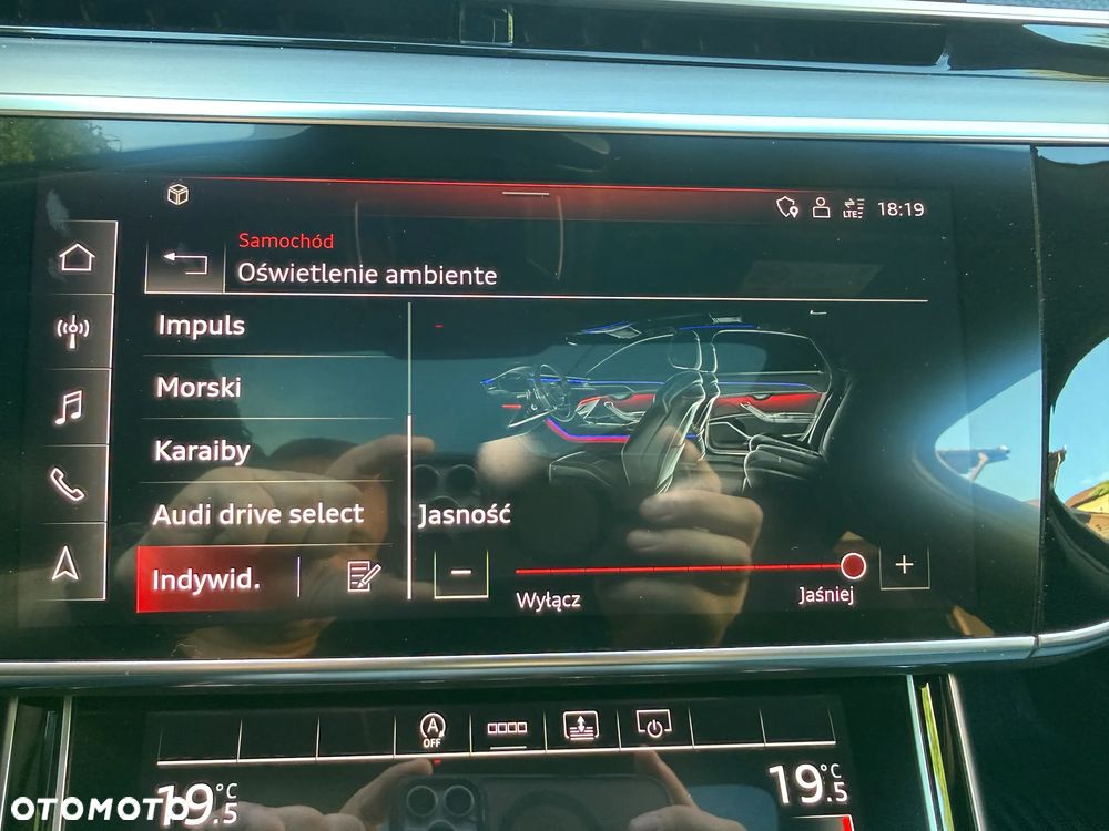 Audi S8 - 31