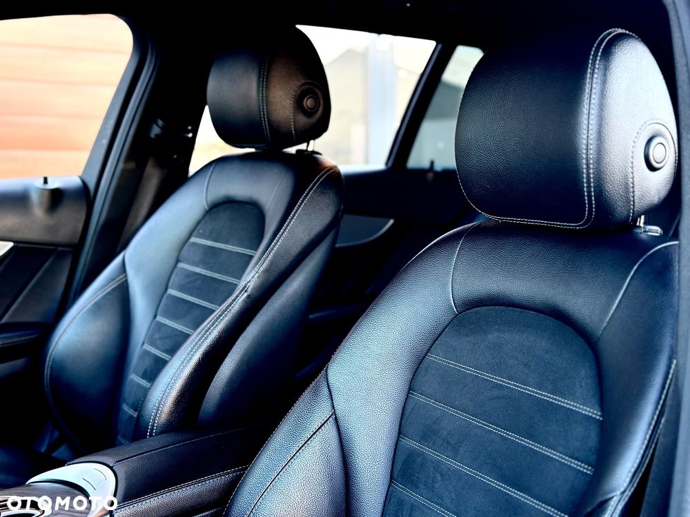 Mercedes-Benz Klasa C 220 d 9G-TRONIC AMG Line - 26