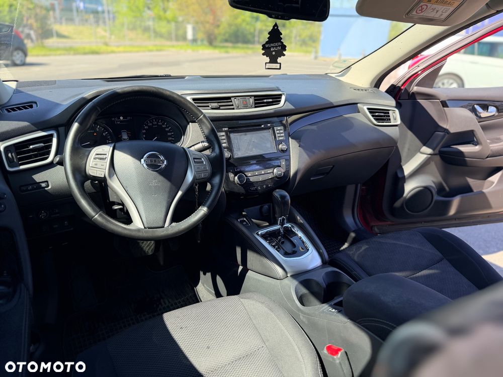 Nissan Qashqai 1.2 DIG-T N-Connecta Xtronic EU6 - 12
