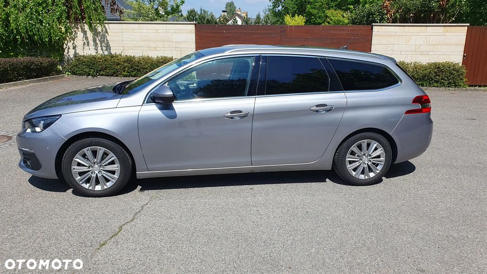 Peugeot 308 1.2 PureTech GPF Allure Pack S&S - 4