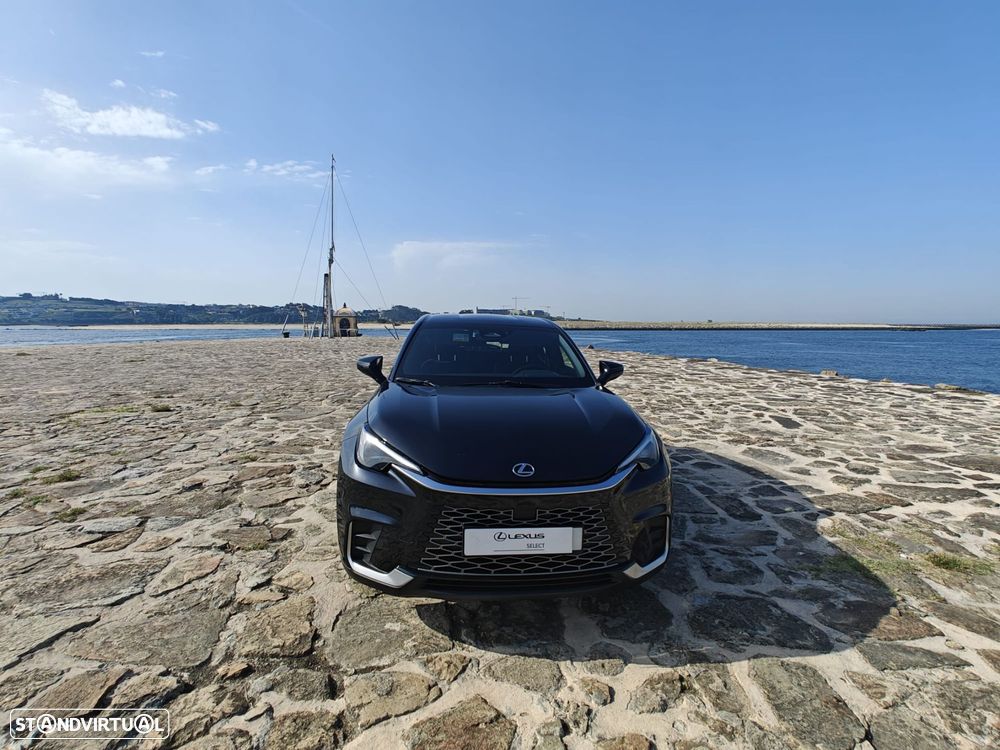 Lexus LBX Elegant - 6