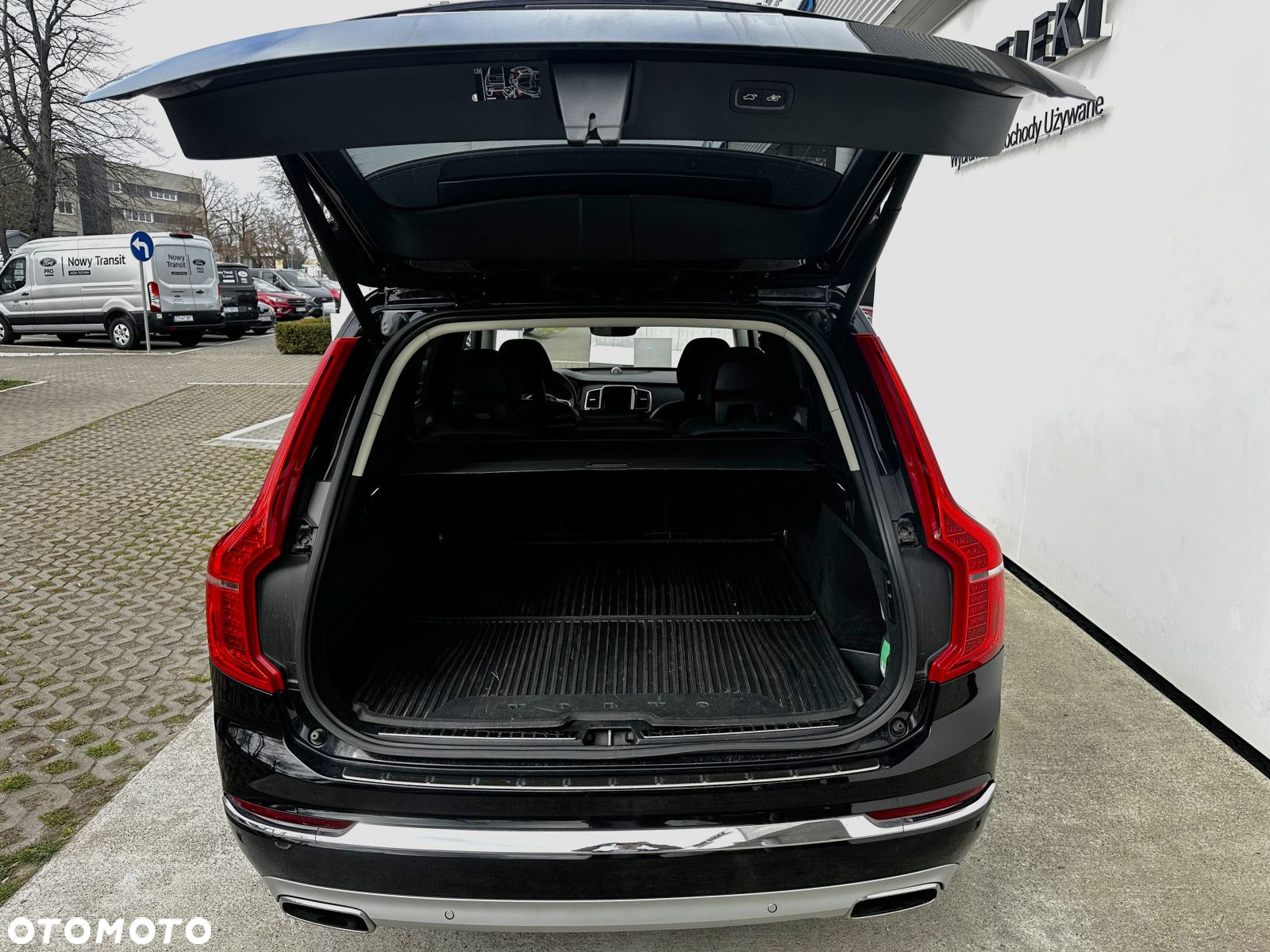 Volvo XC 90 - 11